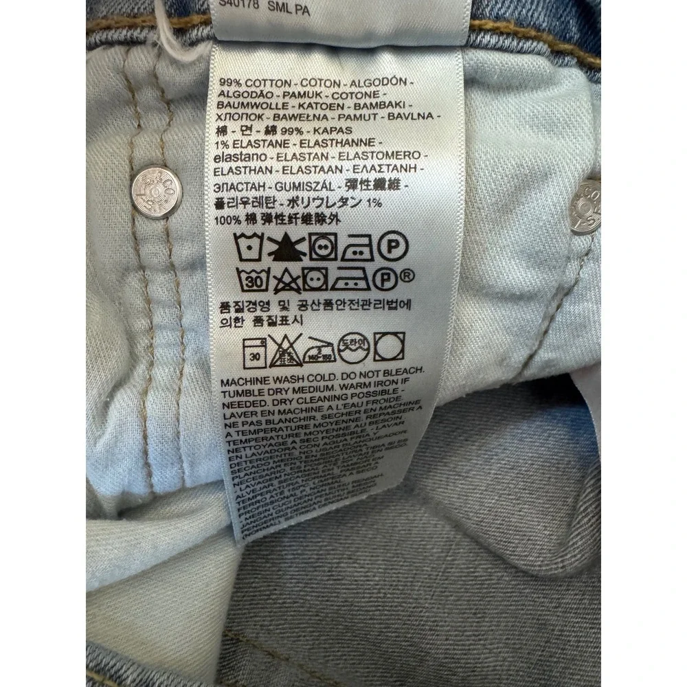 Levis 502 Taper Jeans Men's Light Wash Blue Denim Jeans 32x34 W32 L34